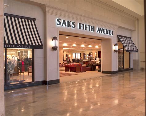 saks fifth avenue new orleans gucci|saks 5th avenue new orleans.